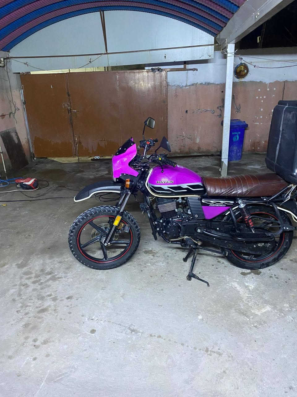 دراجه دايوان جبلي مديل ٢٣ نازله بل ٢٥ مابيها اي نقص سعر مليونين ٣٠٠ رقم بغداد نكليزي لعنوان بغداد البياع


**إذا كنت صاحب هذا الإعلان وتريد حذفه لأي سبب، رجاءا أرسل رسالة إلى الدعم الفني**