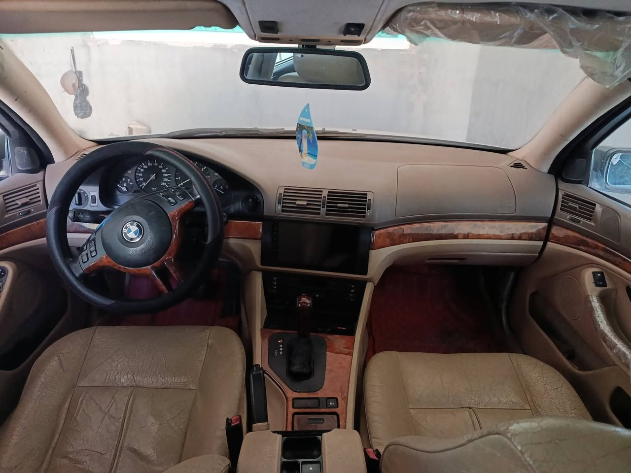 BMW e39 M5
دوبەی بڕاوە بڕاوە ❌
مۆدێل 2003
مەکینە 525i دەبڵ دیجیتەڵ 
فول فول قەپات مواسەفات 
ناو زەرد / کوشن کاربای
سەیارەیەکی پاک وجوانەبێ مەسرەف
جڵد / هیتر / سلاید  / شاشە 
سەیارەک بێ بۆیاخ بێ لێدراو 
سعر (50)گەڵاو مەجاڵێکی برایان 
شوێن :قەڵادزێ 
‌☎️***********
