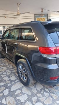 شباب  جيب 2014 فول عدة الفتحة السيارة حلوة ومال جناي للبيع سونارهة مرف...