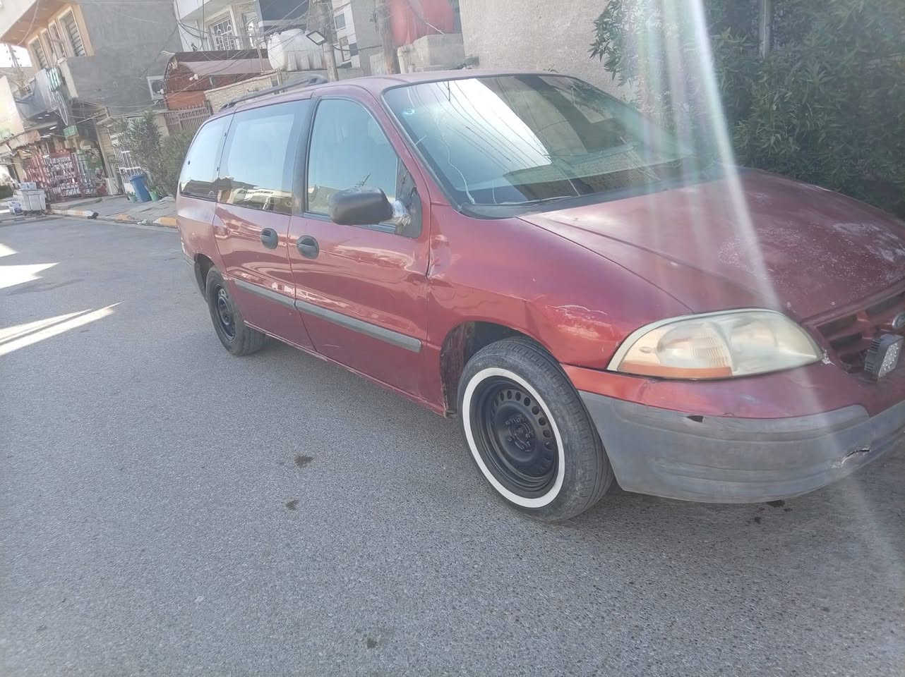 السلام عليكم فورد وند ستار موديل 2000 محرك وكير نضيفات صدر نضيف السياره كدامك بدون دواخل ابيع واقع حال بيه خربطه بصيطه رقم بغداد مشروع وطني داخله نضيف السياره بلاديه كله السعر 27وبيه مجال قليل مكاني الحريه استفسار استفسار*********** غير متواجد على الفيس
