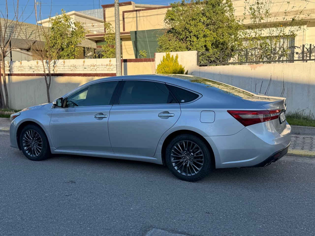 #avalon2013
افلون 2013
سيارة كلين تايتل 
مواصفات xle
بية مكانين بارد 
محرك كير كلة بشرط 
سعر 168$ مجال 
رقم سنوية كل جديد 
مراوس حسب قناعة 
*********** أربيل, العراق
