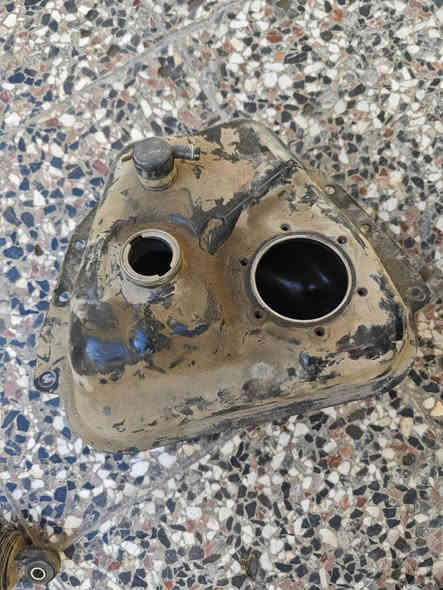 غراض تفصيخ اصلي بريز ببغاء وترهم اكزز قيم واخذ 
مكاني بغداد الحرية 
***********
