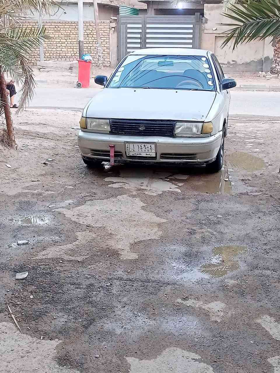 السلام عليكم نيسان صني اصل ياباني موديل 92 مكينه وكير بالكارتون حداديه زينه دواخله كلش نضيفه تحويل راعيه  ناصريه مركز السعر 19 وبيه مجال لان محتاج رقم تلفون ***********
