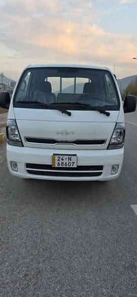 كيا 4000  موديل 2025 ماشي 5 ألف رقم دهوك بسمي شرت تحويل سعر  215.     ...