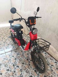 دراجه شحن اخت الجديده استخدام قليل للبيع سعر 400 للتواصل 07836049798