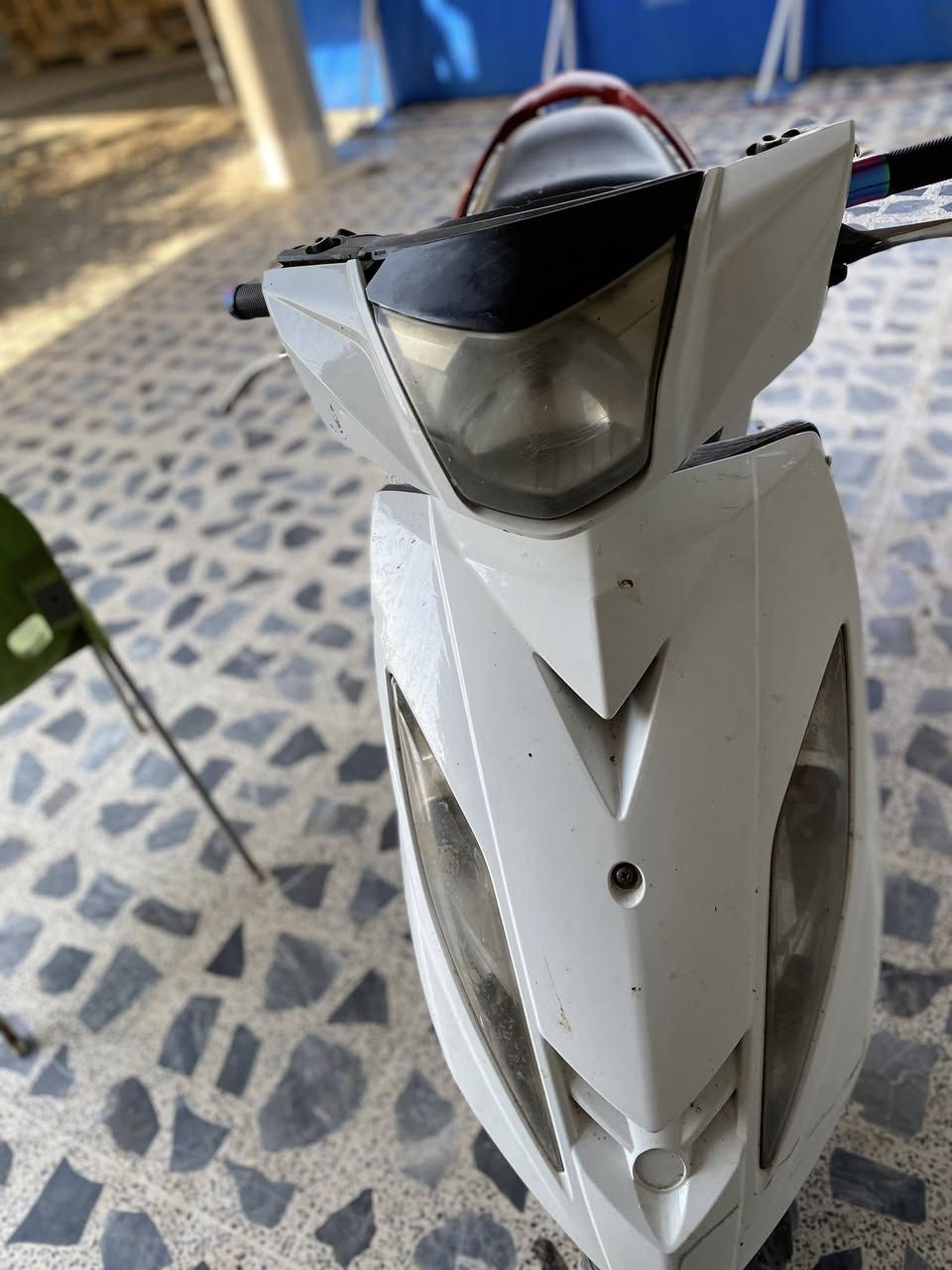 ماكس GTR 140 دراجة نضيفه شعله ومعدل مكينه مفتوحه مبدل ولف بس مكاني بغداد المنصور ب600 وبيها مجال 
***********
