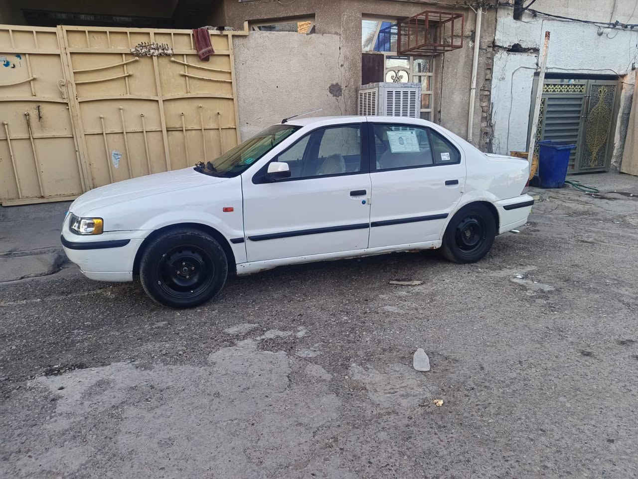 سمند موديل 2011 مكفوله مكينه كير اوتو كورله محوره بيكاتشو جاهزه السياره تخم تاير صدر جديد سنويه جديده رقم دولي واسط مكانه بغداد باسمي سياره كامله للاخير *********** السعر 45
