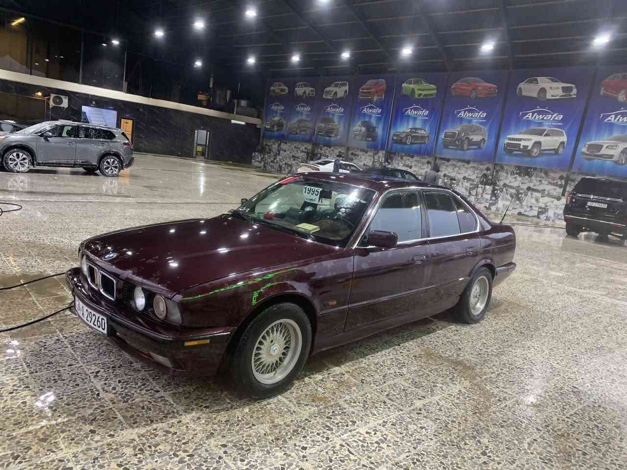 السلام عليكم
بي إم دبليو لبيع حجم 525اصل وفصل 

كير ومحرك شرط موديل 92 محدث 95 صبغ جماليه تحويل ثاني يوم سنويه 2030 

أربع جامات كهرب سلايت طكتين 

+ ستم صوت رياضي تحكم ريمون

+ قفل مركزي 4 سماعات صوت 

السياره جاهزه مابيها اي نقص 

مكان السياره موصل 

السعر 68  وبيها مجال 

التصال على الرقم 

*********** 

***********
