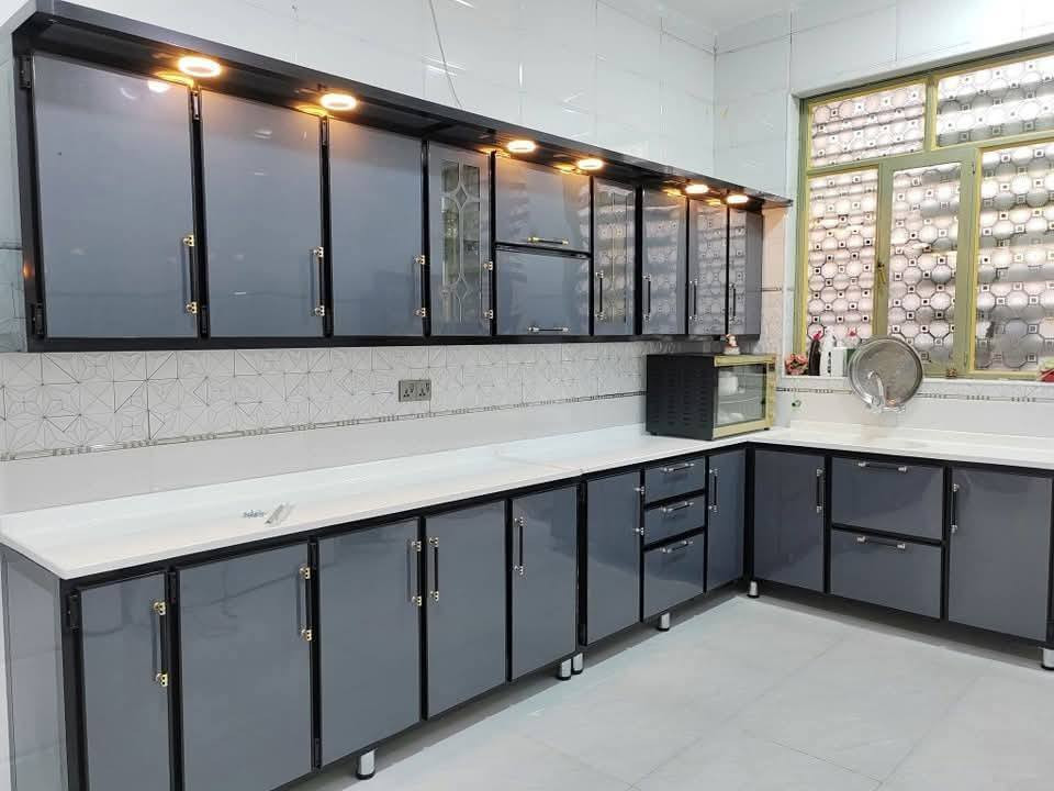 للبيع او مراوس بقديم مع فرق جميع الوان والأحجام حسب الطلب شغل درجه اولى مبطن وجه وكفه شرط الحجز ع خاص


**إذا كنت صاحب هذا الإعلان وتريد حذفه لأي سبب، رجاءا أرسل رسالة إلى الدعم الفني**