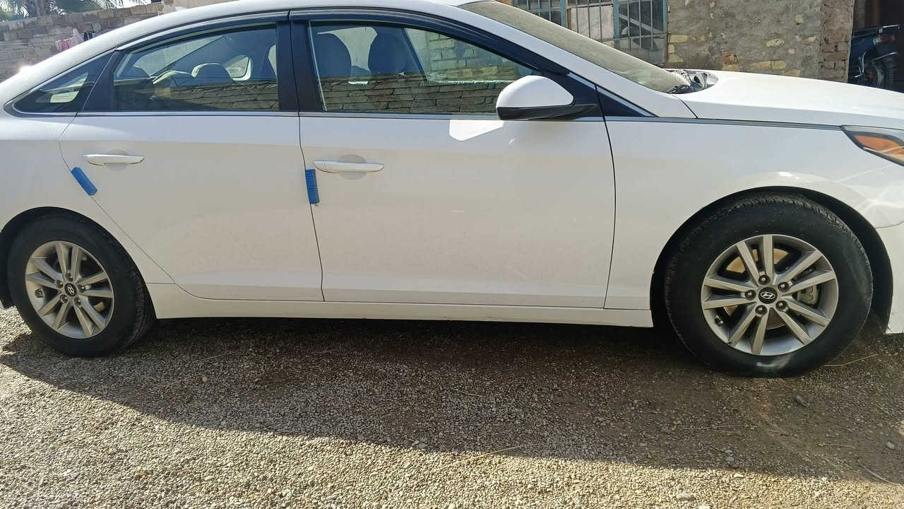 سوناتا 2016 محرك 2400 وارد امريكي gdi لون أبيض رقم بغداد دولي سنويه 2029السعر 130وبيه مجال بسيط ***********
