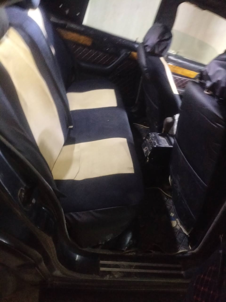 سلام عليكم بي ام مديل ١٩٩٠اصل٥٢٠مكينه ٢٥مسكر فانوس كير عادي جاترك ٢٦٠اكسل ٣:٣٢ضفيره ٢٥عرب انه خلفيه ٢٥ زنون عالي ناصي  لايت فول صدر امامي خلفي فول لسياره جاهزه من كلشي تبريد يعوزو راديته وكلشي اكو بلسوك مكان لسياره جنوب الموصل حمام عليل السعر 38وبيه مجال 
***********
