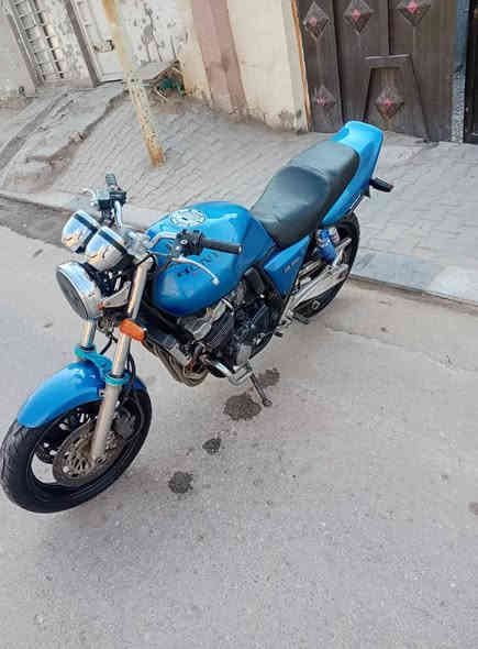 سلام عليكم سيبي فور الجيل الاول   مكان نجف حي العسكري دراجه اوراق   فول فصله  ***********  سعر 16ورقه
