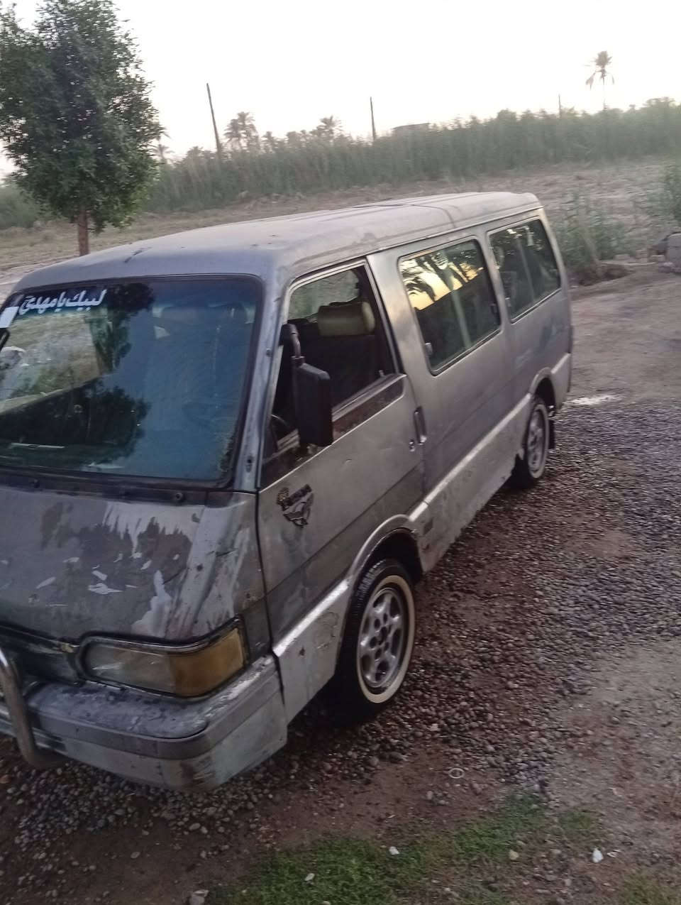 السلام عليكم سياره للبيع 94 مقفوله جير ومكينه واكسن رقم انبار السعر 14 الاتصال على هذا الجوال ***********
