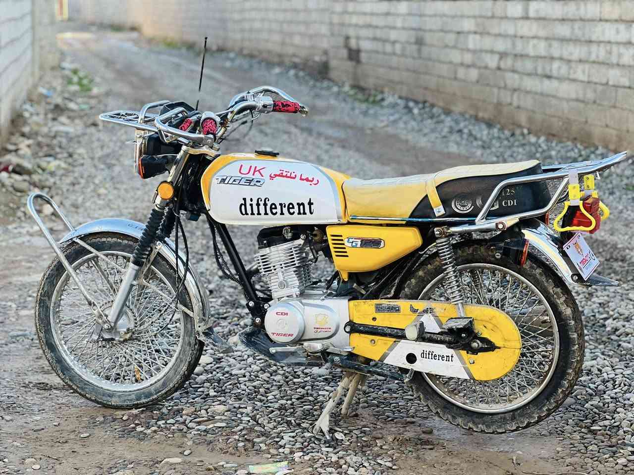 سلام عليكم تايكر لونين 2020 شرط مامفتوح وزن ثقيل شرط ابو البصمه والختم بي منفيس ومكاتبه  ابو الدرع بعدو شركه لون حلو كهربايات كلها شغاله اشاير بك لايت لايت علي ناصي رماش كلشي شغال موطور مايعوزو ربع خير من الله نشاط فول ((المكان ناحيه القياره قريه الجدعه 👍🏻)) الاستفسار عل رقم *********** اتصل
