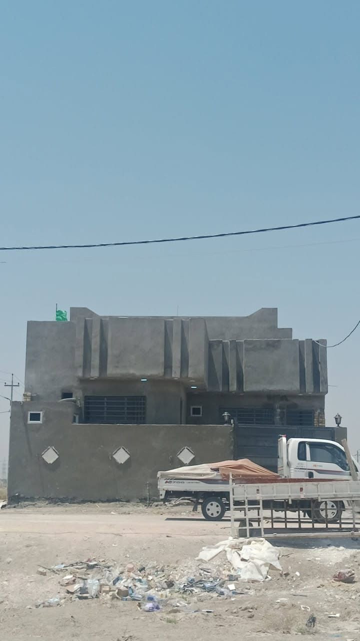 سلام عليكم بيت لبيع مجمع نبيل الحاجم مجمع الزهراء على حوالي ***********
