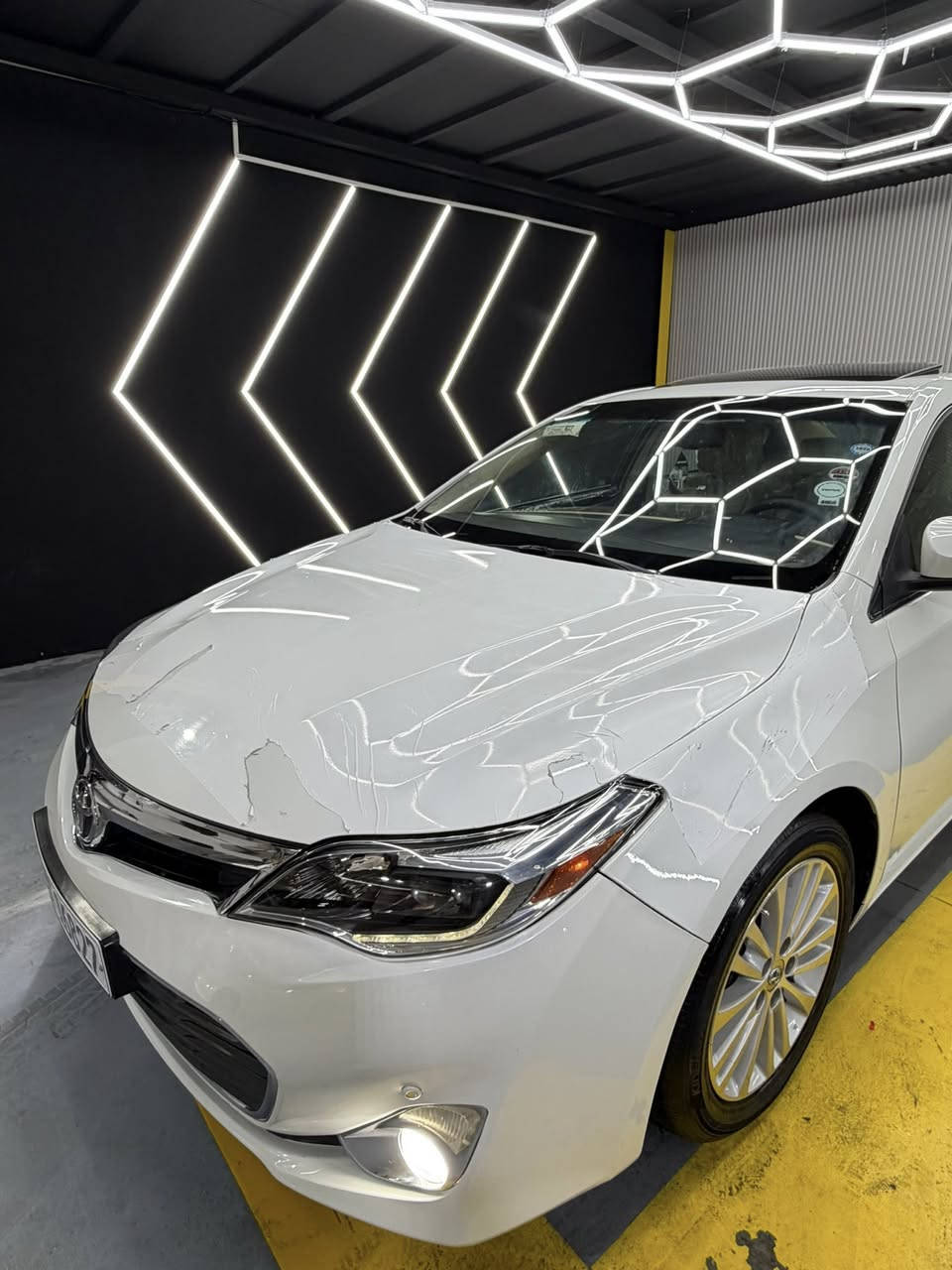 toyota Avalon .2013  _ limeted _خليجي
تويتا ئه ڤه لون موديل٢٠١٣ خليجي لميتد 
‎سياره كه مواصفاتي خليجيه 
سياره كه بي بوياخه زور جوانه كرانه وه ي نيه ته رزه ي نيه هه موو گياني به شه رت دوو پيدی ئاڕی هه يه 
گيرو مه كينه ي به شرت نه كراوته وه نەگۆراوە
‎صه و ت و بوخار و كرانه وه ي نيه به شه رت 
‎٤ تايه و ويلي بيلادي له سه ره 
‎سه نه وي هه موو شتيكيي تازيه 2030به شه رتي ته حويل و غرامه
سياره كه ١٥٥هه زار روشتوه 
شوێن /سليماني 
نرخ/ 209$ 
رقم/***********
