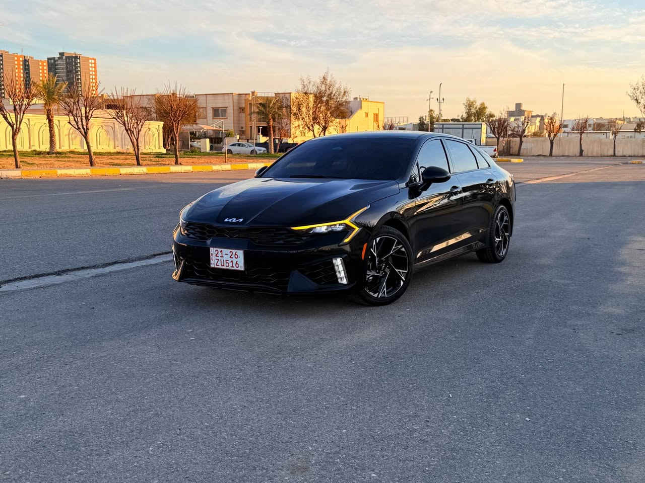 السلام عليكم

Kia K5 موديل 2025 GTLINE
سيارة بدون صبخ كلين
مواصفاتها 

مكينه 2500 

مازدات ذكيه تصعد وتنزل وتفتر معه لاستدارة 
كشافات ضباب
بك لايت LED
أشاير بالمري 
6 حساسات إماميه 
4 حساسات خلفيه 
رادارات محيطيه امامي خلفي جانبي 
قياده ذاتيه 
توقف ذاتي 
تحديد مسار 

رادار تفاعلي 
مثبت سرعه
أوامر صوتيه 
شاشه متصله 
شاشة اعطال 
شاشت تكيف 
هندبريك بصمه 
5 وضعيات قياده 
شحن لاسلكي 
وتو هولد 
كرسي كهربائي جلد 
تدفئة مقاعد إماميه 
تدفئة ستيرن 
سماعات BOSE 
أضويه داخليه لمس 
دبل جام
وباقي المواصفات معروفه 
ماشيه 25  ألف 
سيارة كلين يعنى بدون صبخ
السعر 200$  

مكان السيارة اربيل

للتواصل 
***********
*********** أربيل, العراق
