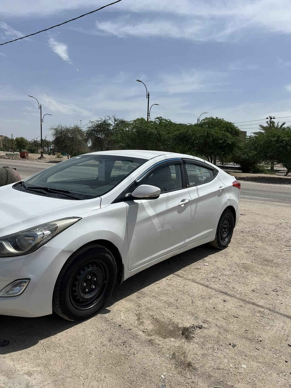 السلام عليكم النترا 2012رقم بصره راعيه يريد تحويل السياره بيها مكانات صبغ أبيع حزام السياره تخم تاير حداده 70/100
تبريده عوزه بس غاز سعره 95وبيها مجال للشراي مكاني بصره 
رقم الهاتف ***********
