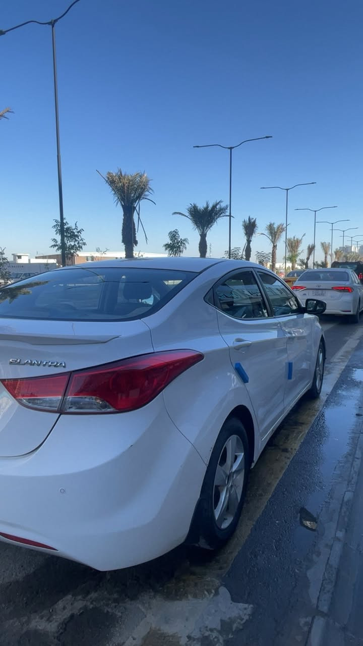 السلام عليكم
النترا 2014 خليجي رقم اربيل

محرك 1800

سنوية لحد 2030

السيارة نص مواصفات

بيها نواقص بسيطة

السونار مرفق مع الصور

مكانها بغداد / حي الجهاد

للبيع او مراوس باكسنت ( فرق )

السعر 118 وبيها مجال بسيط

الي متعجبة او غالية عليه الله يرزقة وياخذ احسن منها 

***********
