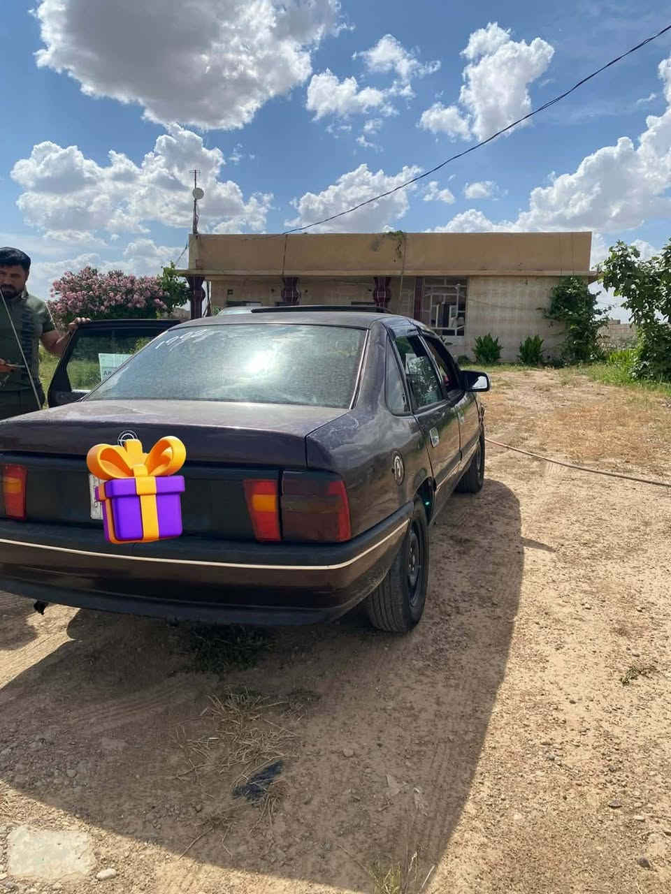 السلام عليكم للبيع اوبل فكترا 20 موديل 92 كير محرك كهربائيات كلها  شرط  مشروع وطني سنويه لشهر12/2028
دفتر بانزين بيها
السعر 40 وبيها مجال 
المكان ناحيه العباسي 
***********
السلام عليكم للبيع اوبل فكترا 20 موديل 92 كير محرك كهربائيات كلها  شرط  مشروع وطني سنويه لشهر12/2028
