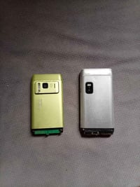 نوكيا N8 • نوكيا E7 • قطع غيار