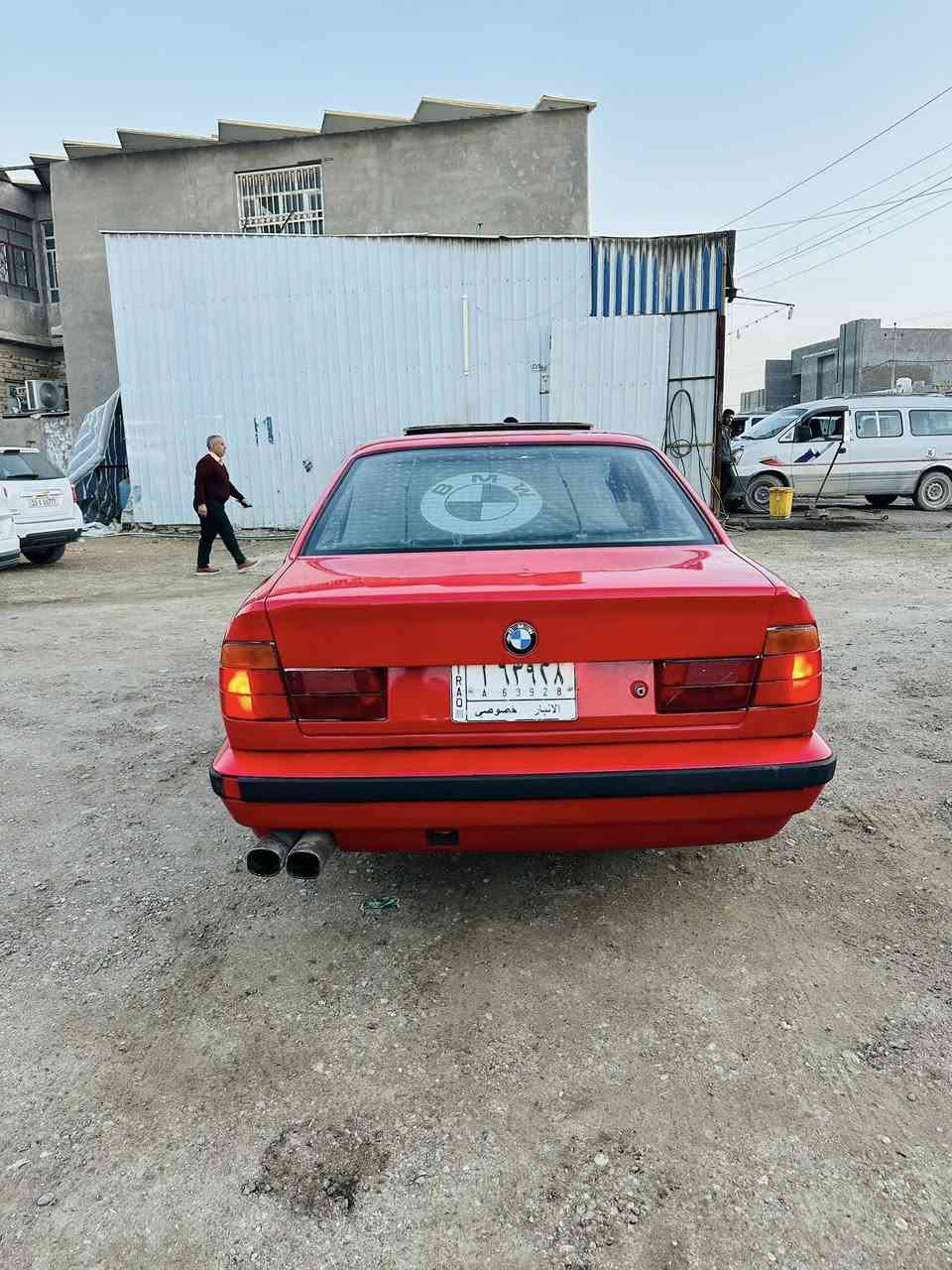 اسلام عليكم
بي ام مديل 90حجم 525 مسكر عدل 

صبغ عام قبل 20يوم طلعت من الصبغ

حداديه جديده لايت اسوار جديد مع زنون

كشافات جدد مع زنون

سنويه مامنتهيه بعدها 

تبريد ثلج

رقم انبار راعيها ابغداد يريد مداور

نواقصها قليله جدآ ماسحات واكفه وترتيبات بقت يمك 

سعرها 55بيها مجال 

مكان حله : هاشميه 

هـ***********
