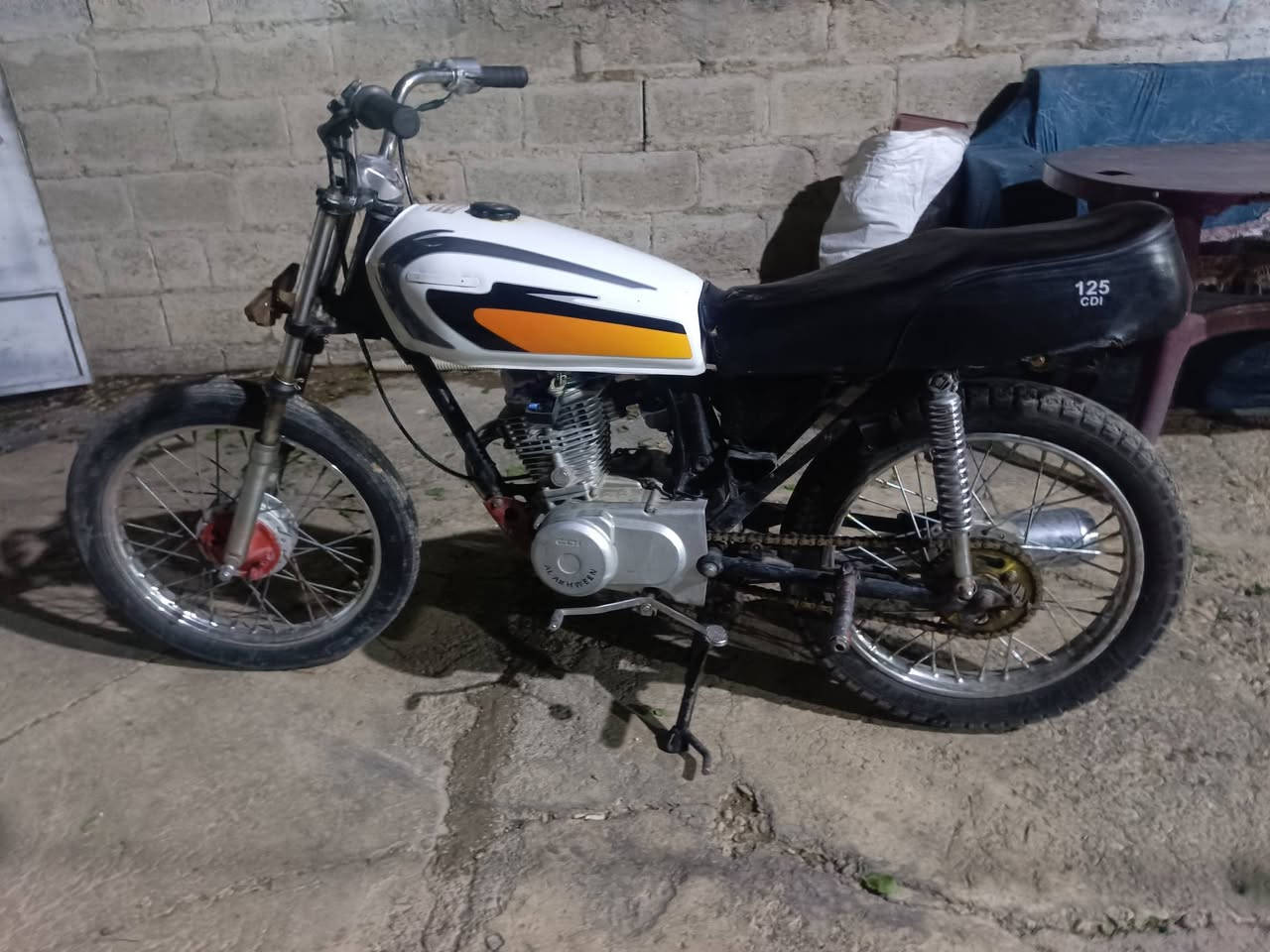 سلام عليكم دراجه للبيع موديل 2023 السعر 230بيها مجال للشراي مكاني كركوك قادسيه ‏‪***********‬‏
