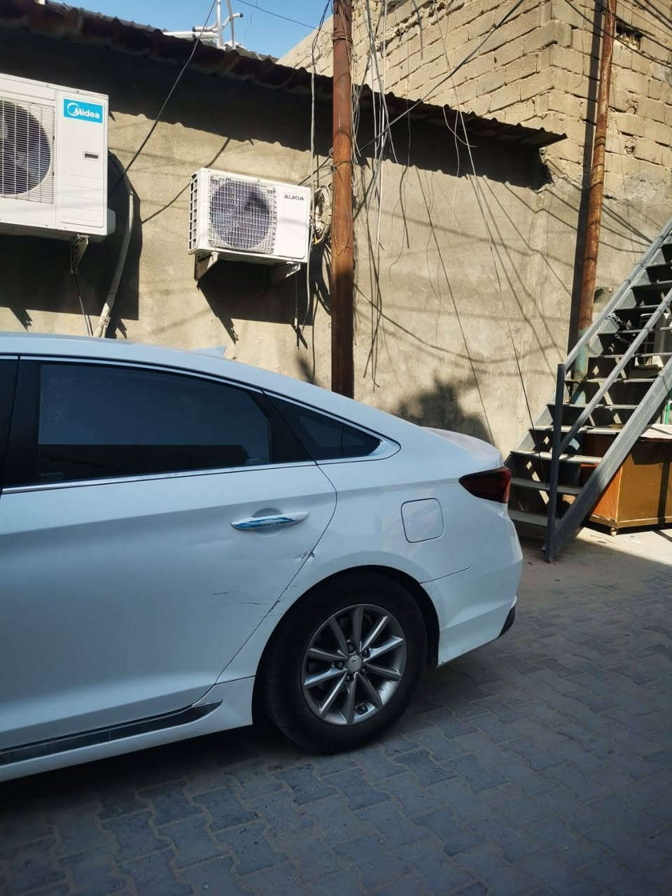 سوناتا ٢٠١٩ امريكي كدام عينك وسنار موجود وتجي تفحص ١٣٧ وبيه مجال ***********
