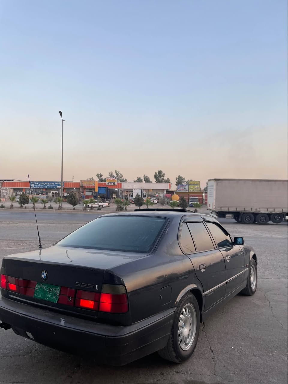بئم 525 BWM فول فول کوشن جلاد بی سبوغ مودیل 1994 وکالە توماتیک  بەشرت *********** وتساب الحمدانية, نينوى
