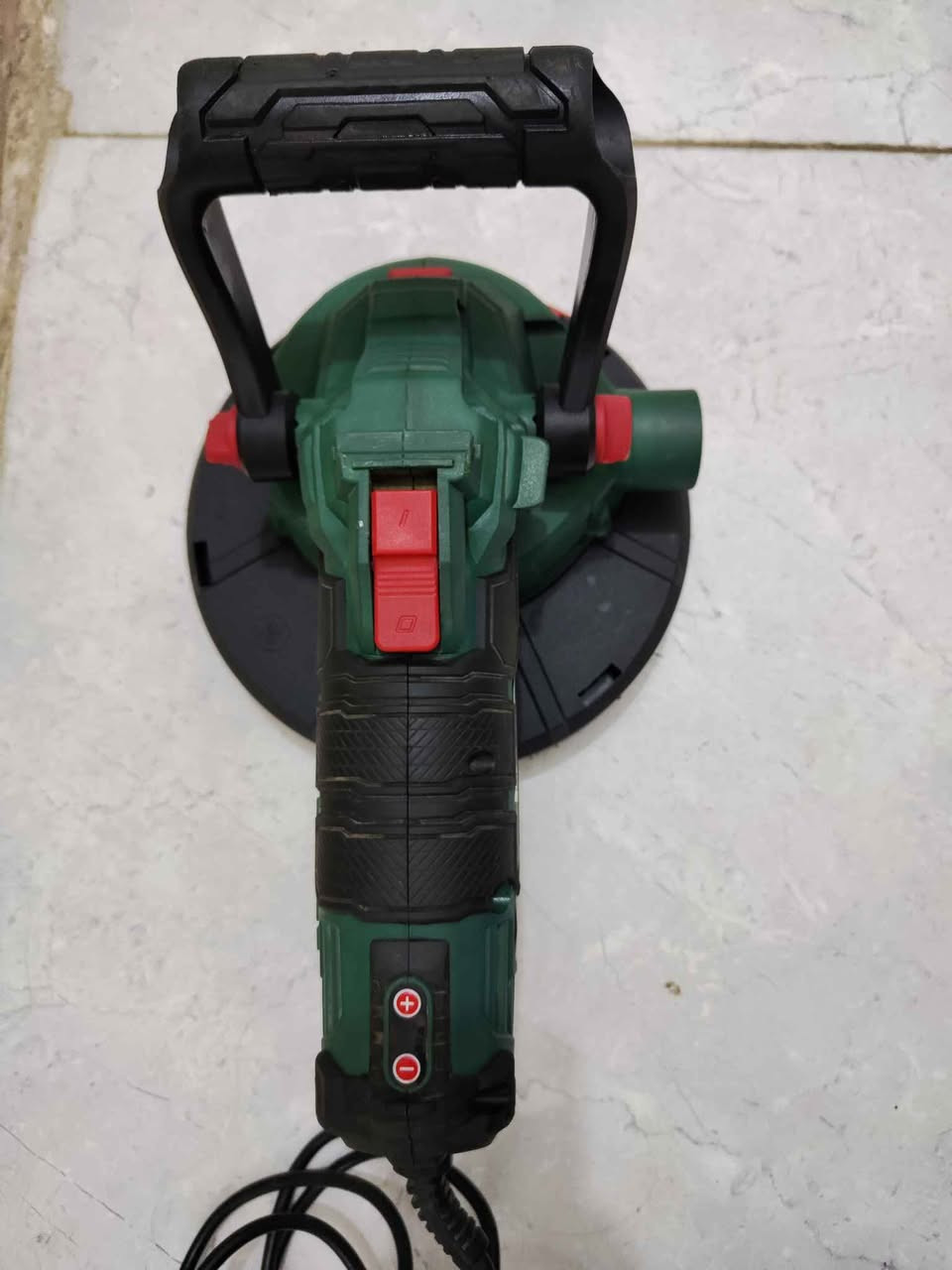 يُستخدم هذا الجهاز بشكل أساسي في أعمال التحضير والسنفرة للأسطح المختلفة مثل الجدران الجافة، الأرضيات الخرسانية، والأسطح الخشبية. متعددة السرع 
يتوفر توصيل لكافة المحافظات بغداد, العراق


**إذا كنت صاحب هذا الإعلان وتريد حذفه لأي سبب، رجاءا أرسل رسالة إلى الدعم الفني**