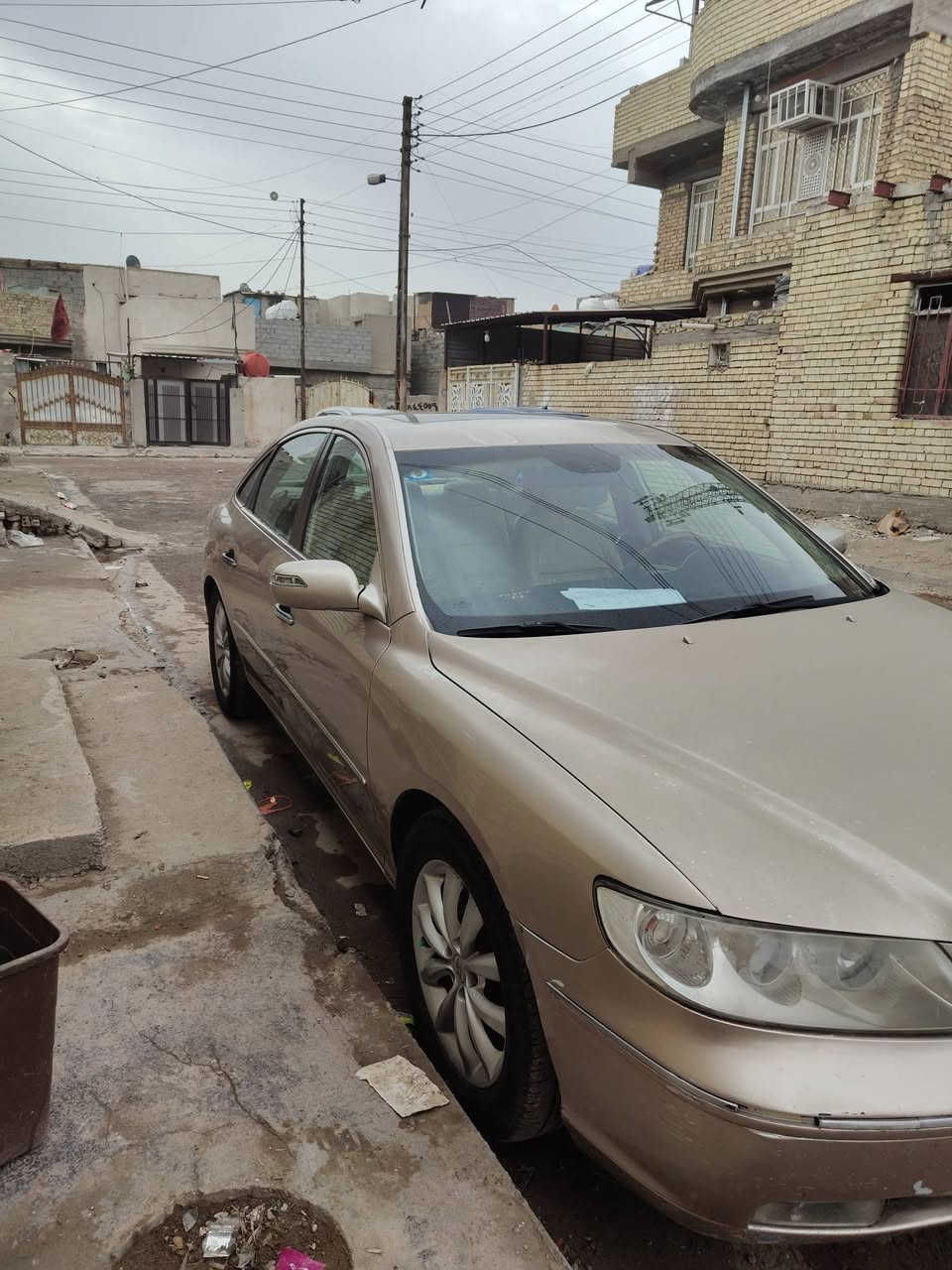 ازيرا 2008 أمريكي محرك 3300
رقم بغداد إنكليزي باسمي السنوية نافذة بشهر الواحد 
مواصفاتها معروفة فول
السيارة جاهزة اللاخير ما بيها نقص 
كير جديد 
تخم تاير جديد 
حدادية جديدة 
ادامة للمحرك جديدة 
المكينة بيها فقط صوت راجز أول ما اشغل ثواني ويروح 
مكفولة من التنقيص والتبخير 
بيها صبغ أقل الاحزام جمالية ابيع احزام 
سونر مرفق مع الصور
ماشية 129 ألف 
السعر 85 بيها مجال 
مكاني بغداد حي البتول 
رقم الهاتف ***********
