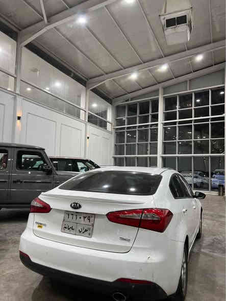 كيا سيراتو
سنة الصنع:2014
عداد المسافة 200 الف كم
وكالة خليجي 
صبغ ٤ قطع صفحة السايق
كير مكينة كفالة
بدون ايرباك
مكينة 2000 دوش 
فول مواصفات
لمتد
تدفئة تبريد كشنات
بصمة+ فتحة سقف
رقم سليمانية باسمي
السعر 115 وبيها شي بسيط
الكاظمية جكوك
يتوفر بيع وشراء ومراوس
*********** بغداد
