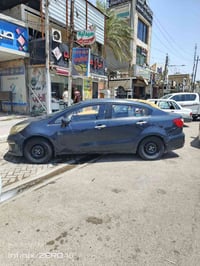 كيه ريو للبيع السعر 78 سونارهة موجود جاهزه السياره ما بيهة نقص مكينتهة...