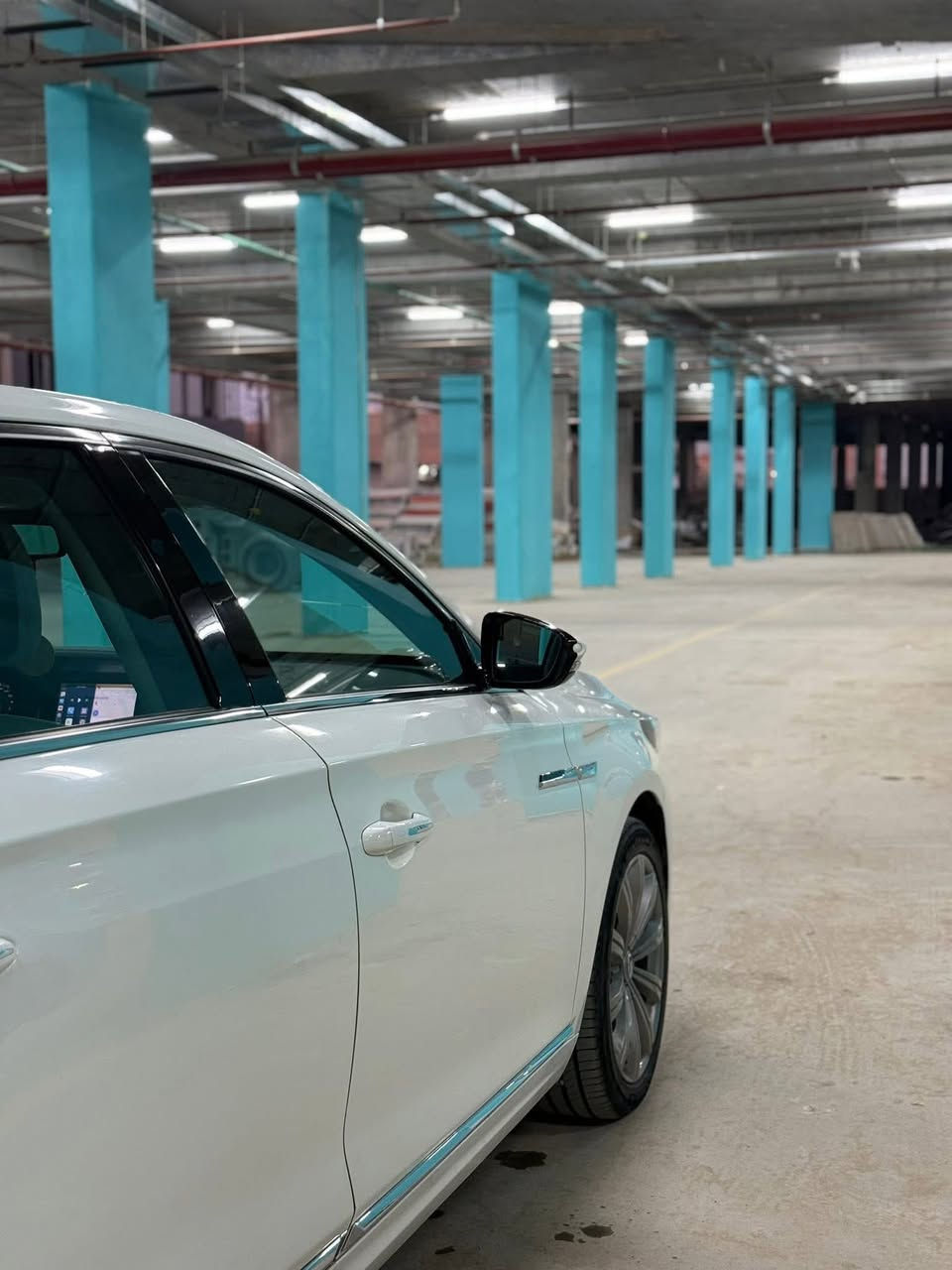 GAC GA8 VIP
• الموديل:2024

• الفئة: VIP

• المحرك: 2.0 تيربو

• القوة: 252 حصان

• القير: أوتوماتيك 6 سرعات

• الدفع: أمامي

• اللون: (ابيض)

• العداد: (26،000)

المواصفات:

✔️ بصمة تشغيل ودخول

✔️ تشغيل زر�️✔️فتحة سقف 

✔️ شاشة وسط + بلوتوث / Apple CarPlay

✔️ تكييف أوتوماتيك مزدوج + فتحات خلفية

✔️مقاعد جلد فخمة

✔️مقاعد كهرباء

✔️ كاميرا خلفية

✔️ مثبت سرعة

✔️ حساسات 

✔️ مرايات كهرباء

ABS + EBD ✔️

✔️ نظام ثبات إلكتروني (ESP) 

✔️ تحذير مغادرة المسار (LDWS)

✔️ نظام مراقبة ضغط الإطارات (TPMS)

✔️نظام ترحيب عند الاقتراب

السيارة نظيفة / استعمال شخصي/ كلين

💰 السعر: (185$) كذلك ترهم اقساط 

📍 المكان: (النجف الاشرف)

📞 الاتصال: (***********)
