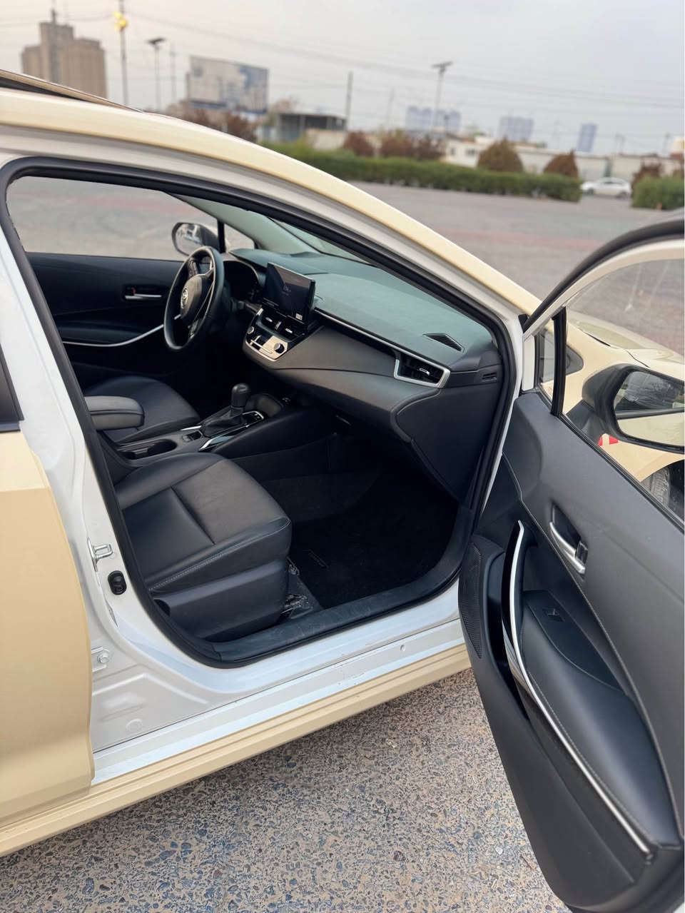 سيارا هايبرد موديل ٢٠٢٥ 
تكسي اربيل 
هزه وفحص 
كلو جديد 
سيارا جاهز مجهز 
من دعامي 
الى دعامي 
بشرط 
فول مواصفات 
ب نسبة سعر 
٢٠٢ ومجال 
الي يحب يتواصل عل خاص 
او عل رقم تليفون 
*********** أربيل, العراق
