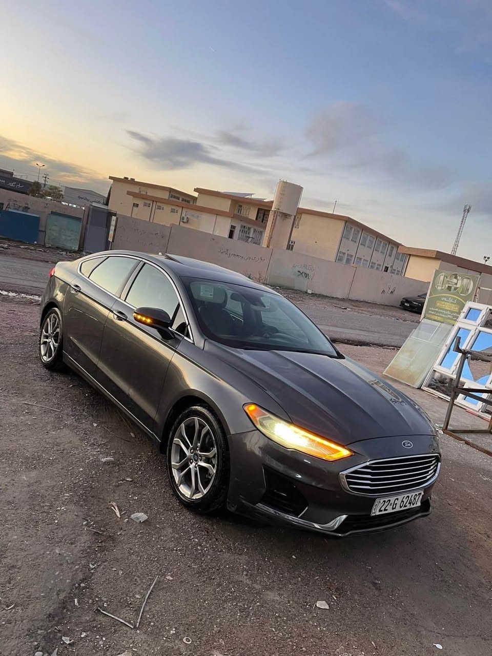 فۆرت ڤیوژن مۆدیل ٢٠١٩  
مواسەفات SEL 
٦٢ مایل رۆیشتوە شتێکی زۆر پاکو خاوێن بێ مەسرف ٤ تاو ویلی تازەی لەسەرە تەقەو رەقە بە شەرت کوشین کارەبایی و خەزن ئاوێنە رادارە پشتو پێش رادارە گێر ماوس فۆلیۆمە کوشین هیتەر ١٥ ی تۆربۆیە مالی دۆستە یەک چاملخی لای سەکنی بۆیاخە بێ ژۆرێ بێ ئیرباگ  دواوە سندوقی تەنها جێگای رەقەم سبوخە
سعر : 127 مه جال
شوين :هه ولير 
ره قه م :*********** أربيل, العراق
