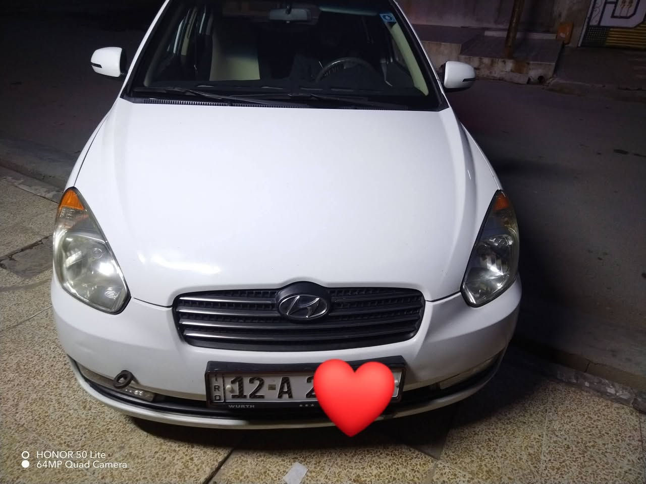 السلام عليكم ورحمه الله وبركاته اخوان
اكسن 2011 وارد كوري

مكينه 16 اصلي  شرط ما مفتوحه
 
كير توماتيك اصلي  شرط ما مفتوح 
بدون صبغ 

بيها شبر جوه قبق البانزين 

والباقي كله شرط

تبريد تدفئه فول 

كير مكينه كلو شرط 

شرط الوكاله والتحويل الشرعي هو يبعك 

رقم نينوى دولي  جديد 

للبيع فقط نقد

سعرها  105 $ 

مكان السياره موصل الساحل الايسر 

تواصل ع رقم ***********
