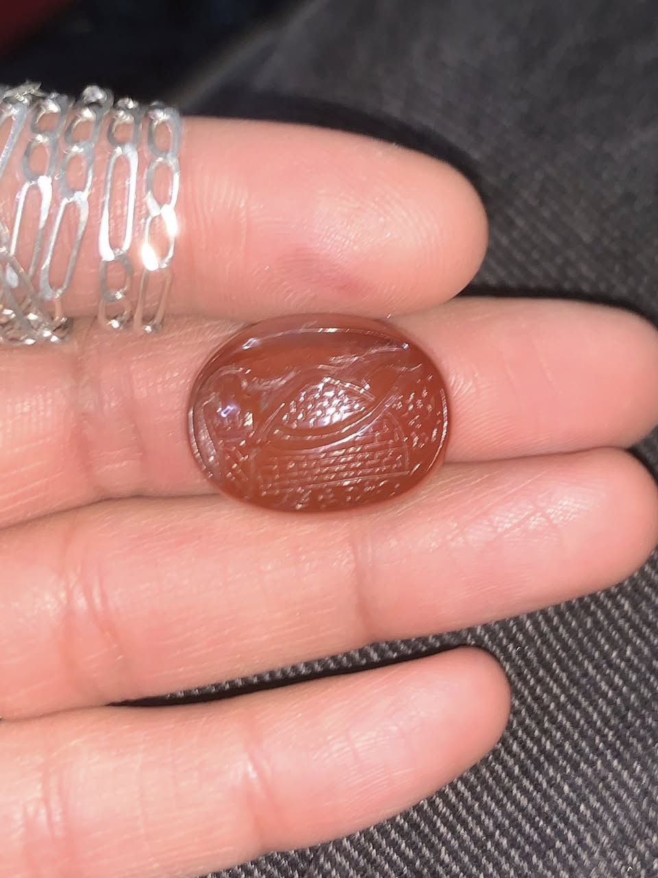 اللهم صل على محمد وآل محمد وعجل فرجهم
عقيق مشمشي طبيعي هل الموجود ابيعه 

منحوت يا حسين والقبه والمناره للامام عليه السلام يدوي 

٣٥ الف مع التوصيل


**إذا كنت صاحب هذا الإعلان وتريد حذفه لأي سبب، رجاءا أرسل رسالة إلى الدعم الفني**