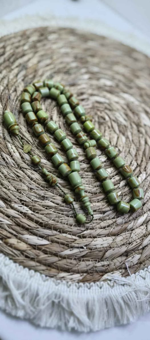 عرض Vip سبحة من النوادر
سندلوس خراطه الاسطى ابو عمر
گصه كويتي 45 حبه جراخة Vip 
مع علبه  وخشب 
للحجز والاستفسار مراسله الصفحه او الاتصال على الرقم ***********
متوفر خدمة توصيل لجميع المحافظات العراق 🇮🇶 طوز, صلاح الدين
