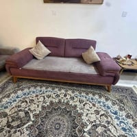 تخم تركي  نظيف السعر ٦٥٠ الغرفه صاج دخل وخارج المكان شارع فلسطين077031...