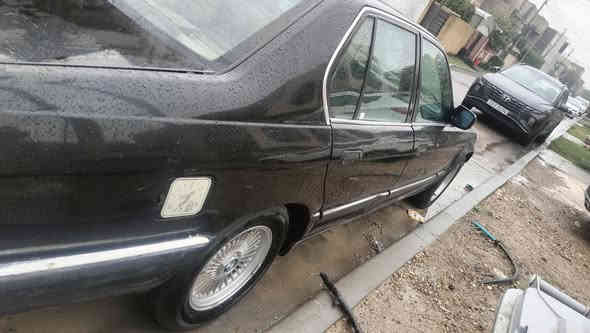 سلام عليكم بيم مديل 92 حجمها 730 سياره بدون خياسيات ولا دكه جاكوج يحتاح بس كشنات تحويل ثاني يوم سياره بطاين جدد صدر مكينه كير مقفول تخم تاير جديد رقم بغداد سنويه 28 عنوان حي جهاد *********** سعر 38
