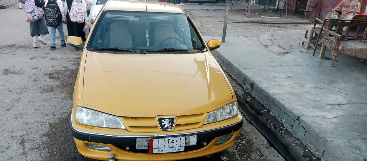 بيجو بارص 2015
سنويه 27بأسمي خط وبحث مصفره 
بيها باب وربع جاملغ الورا 
تخم تأير وحداديه من الطول الطول مكان السيارة ذي قار قلعة سكر ***********
