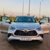 تويوتا هايلندر 2023 XLE 2500 تيربو   جاملغ وبنيد بدون ايرباك   كشنات ج...