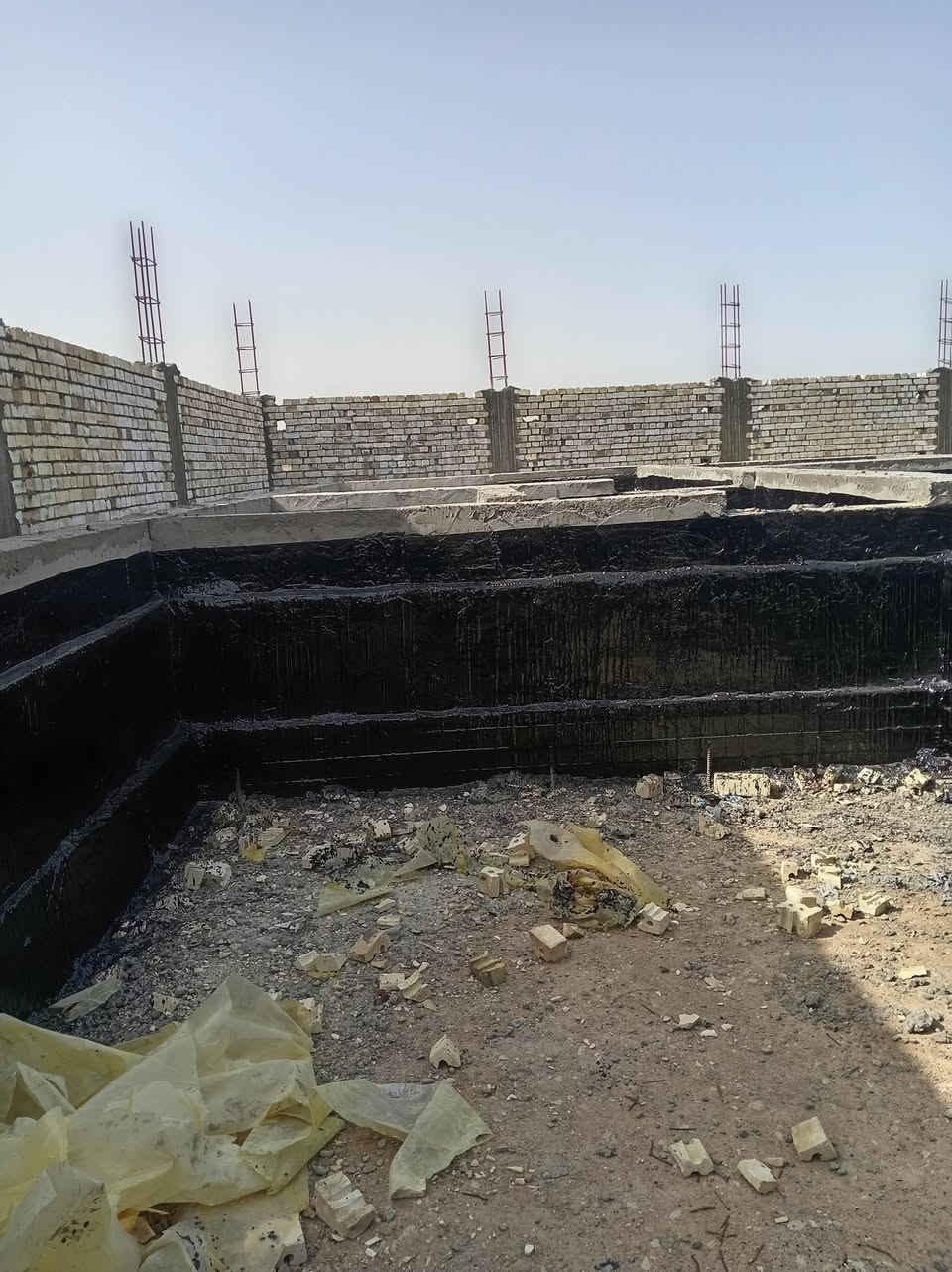 العمل الكير والسطوح والأساس والصحيات وعمل الماستك والاشتايكر والاوزكام هاتف ابو علي *********** واتساب
