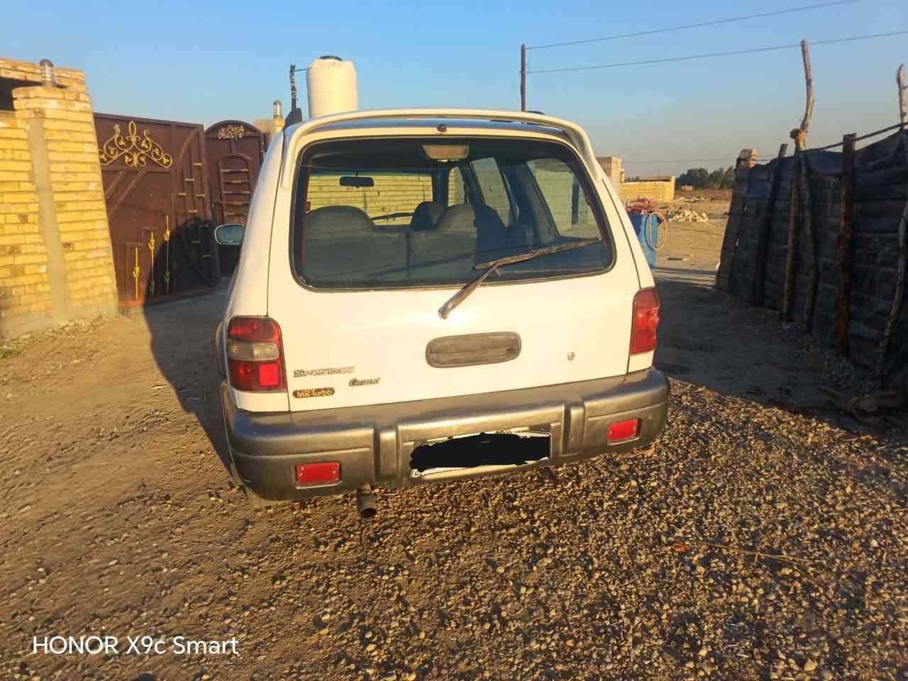 السلام عليكم 
كيا سبورتج موديل 98 سياره نضيفه
محرك مفتوح رقم بغداد بسمي مكان الديوانيه عفك
السعر 52
الرقم/***********
