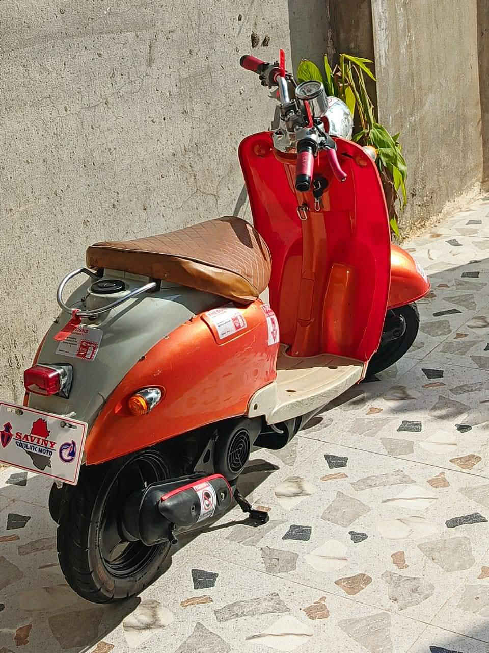 عبدالحليم مراوسه مع ايراني نضيف كل عيب ما بيه كهربائيات شغال محرك نضيف صوت ما بيه رقم ***********
