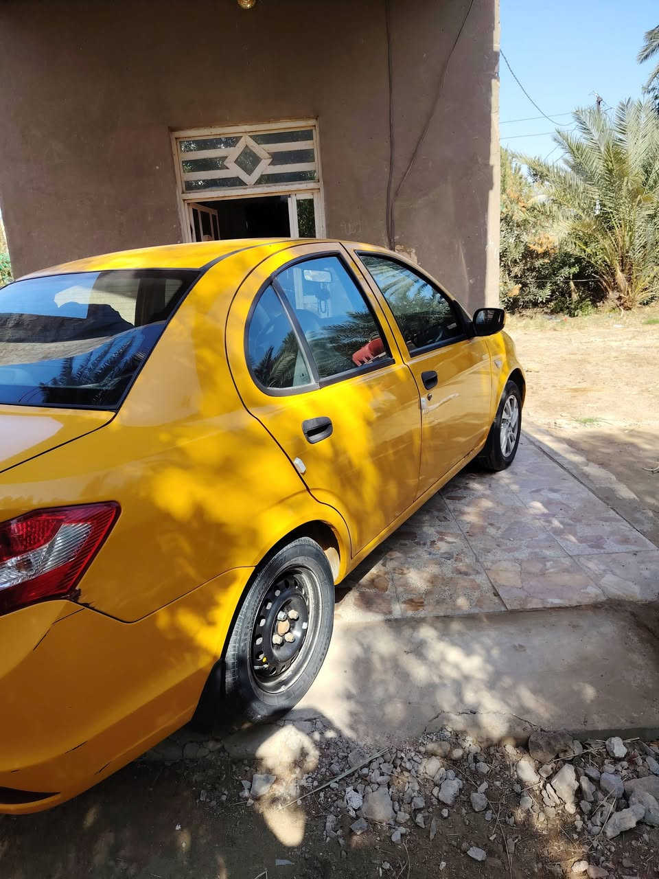 السلام عليكم
سانيا للبيع مكفوله موديل ٢٠٢٠ السياره محجوزه بشهر ١١ ينفك الحجز سياره عليهه ادامه من كلشي مكاني الديوانيه قضا السدير
***********
