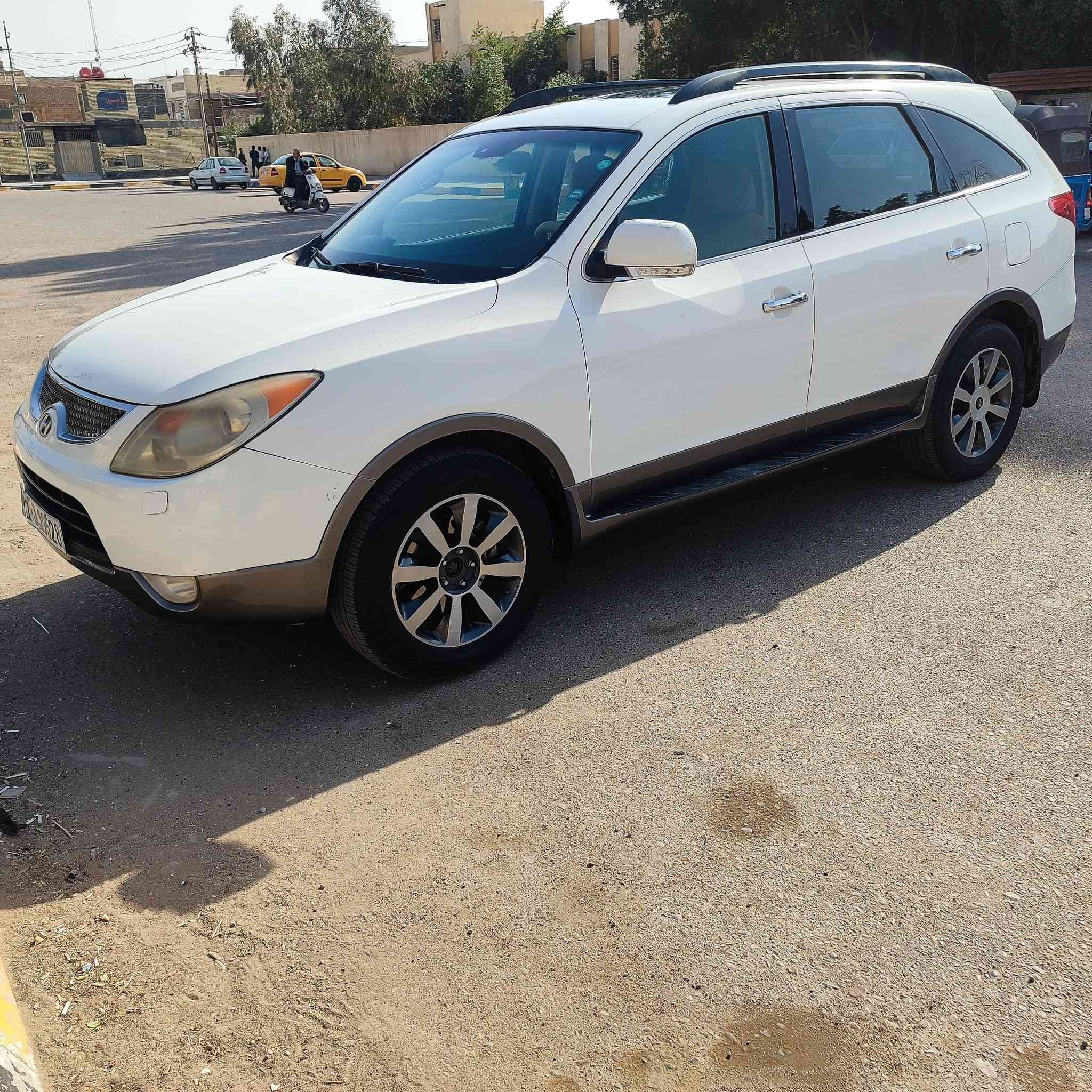 سلام عليكم ورحمه الله وبركاته 
فري كروز هونداي كفاله عامه 
مديل 2008
غاز بانزين مكينه 2400
خليجي تبريد ثلج حداديه كير مكينه كلها بجيس مابيها لو شخط واحد شرط الكفاله السعر 135 وبي مجال قليل مكان السياره كربلاء الاتصال ***********
