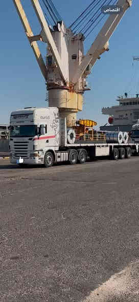 سلام عليكم سكانيه سحال  2007 لكززين رقم واسط انكليزي بسمي سنويه جديده عربانه مربوطه عليه محرك/6/ 480كير كهربائي كلج ريتايدر ثلاجه داخليه  عربانه3 دناكير طول 13/60 تخم تاير راس وعربانه سياره جاهزه   عنوان خور زبير رقم الهاتف‏‪***********‬‏
