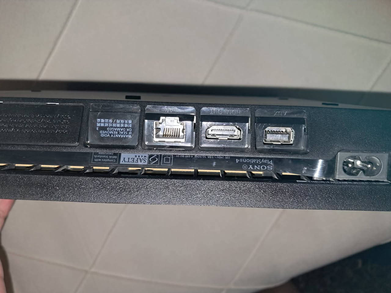 السلام عليكم بلي فور سلم مستعمل نضيف  جدا  كامل ملحقاته كيبلاته ويدات عدد2 اصليات واقراص عدد 4 نضيفات جدا الجهاز لا مفتوح والمصلح  اول مانزل اشتريته يعني موال باله ولا مستعمل الجهاز لك استيكر السعر 290 وبي مجال مكاني بغداد


**إذا كنت صاحب هذا الإعلان وتريد حذفه لأي سبب، رجاءا أرسل رسالة إلى الدعم الفني**